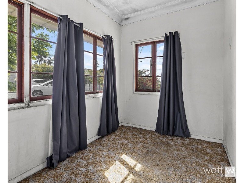 184 Hamilton Road, Wavell Heights QLD 4012