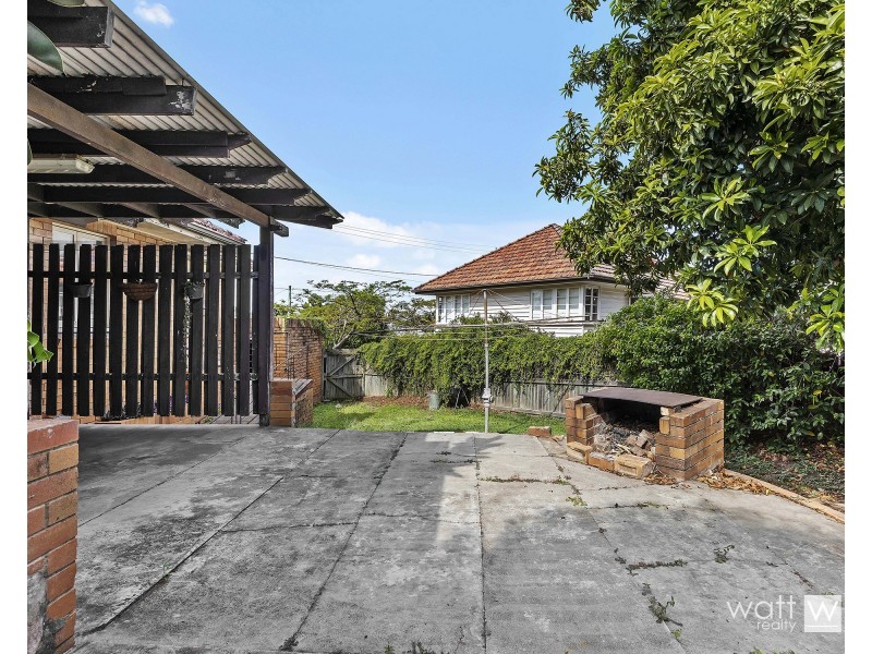 184 Hamilton Road, Wavell Heights QLD 4012