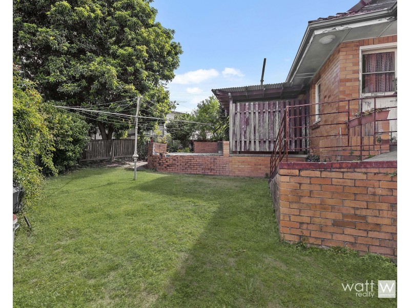 184 Hamilton Road, Wavell Heights QLD 4012