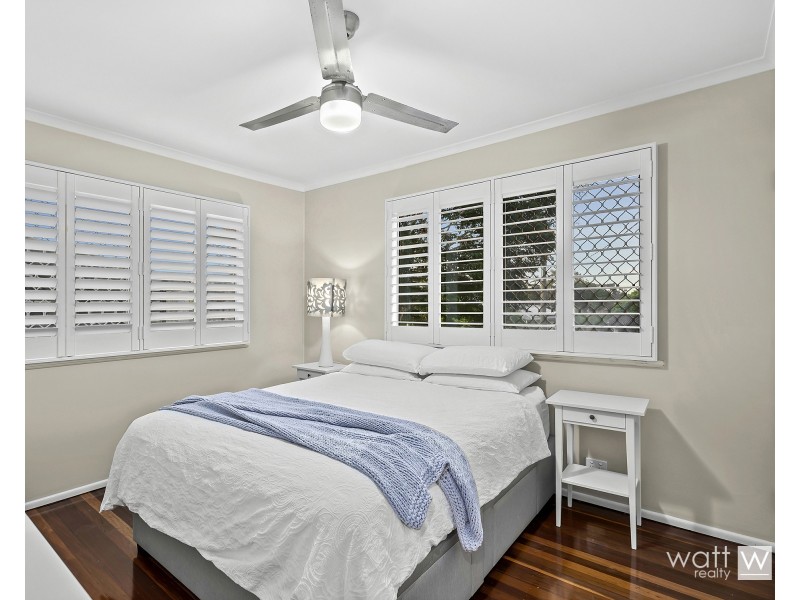 4 Dibbil Street, Chermside West QLD 4032