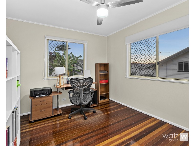 4 Dibbil Street, Chermside West QLD 4032