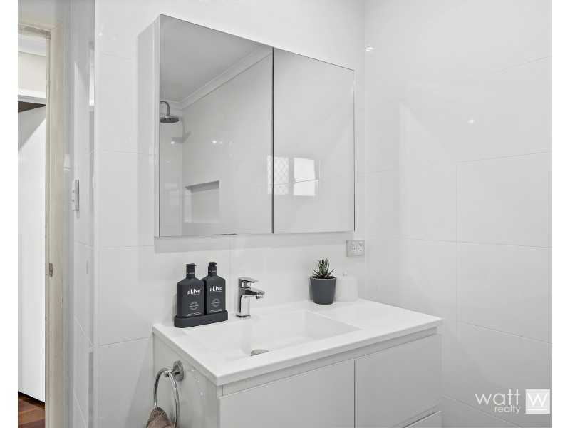 4 Dibbil Street, Chermside West QLD 4032