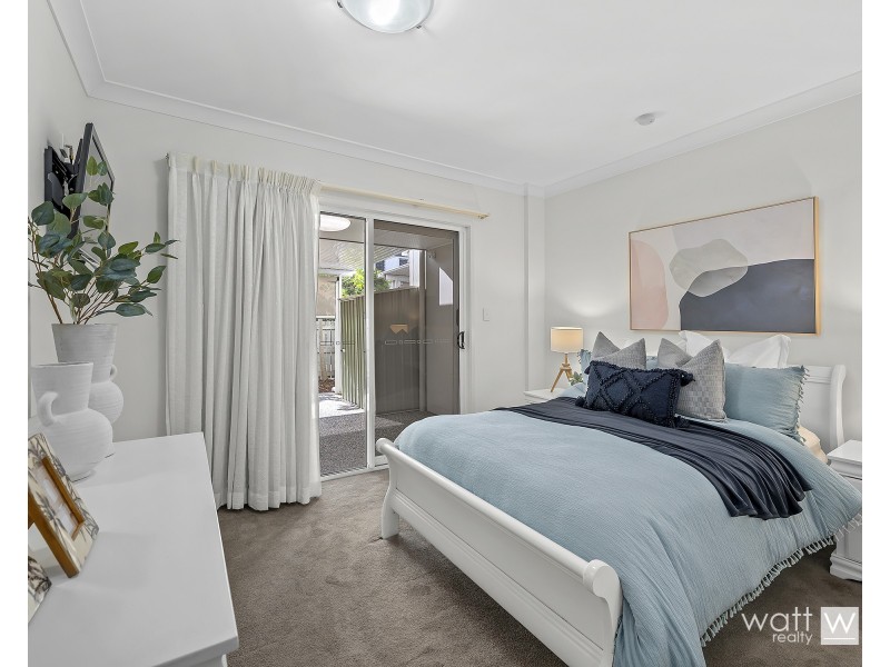 1/2 Buna Street, Chermside QLD 4032