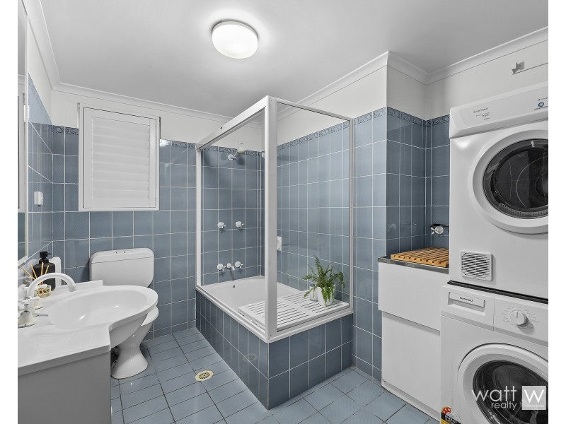 1/10 Surrey Street, Nundah QLD 4012