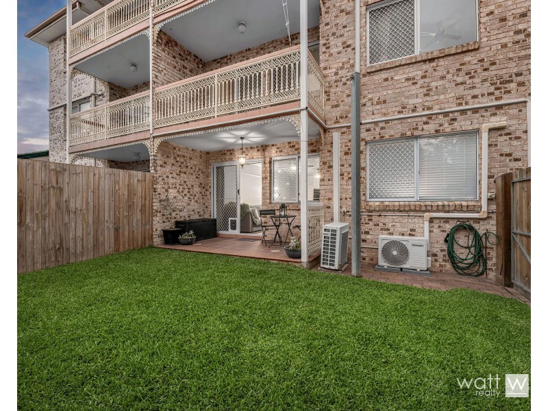 1/10 Surrey Street, Nundah QLD 4012