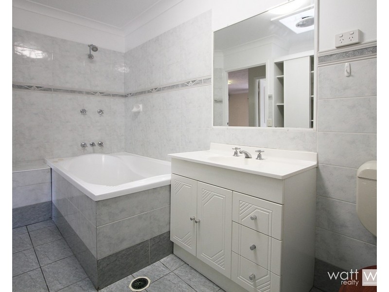 1/41 Mcdougall Steet, Milton QLD 4064