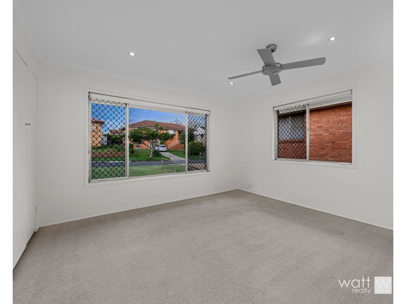 10 Pacific Street, Chermside West QLD 4032