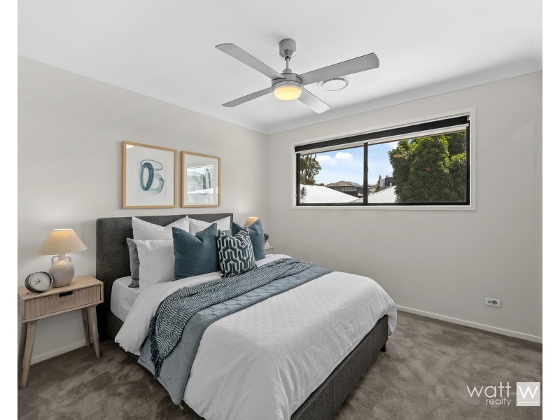 13 Dewberry Place, Bridgeman Downs QLD 4035