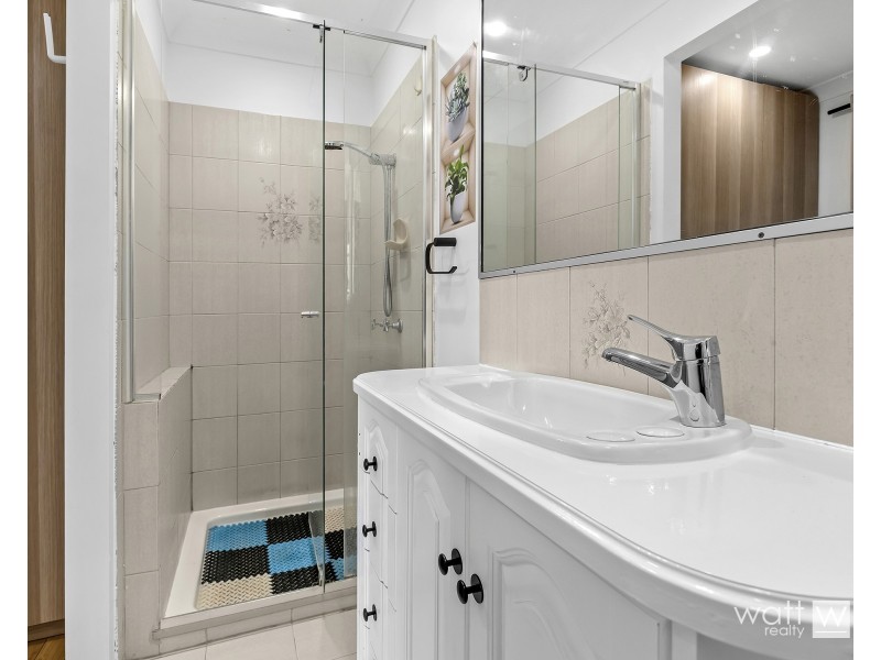 2 Chardonnay Court, Carseldine QLD 4034