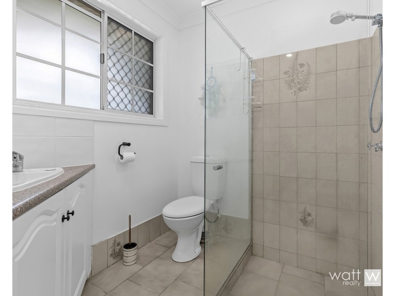 2 Chardonnay Court, Carseldine QLD 4034