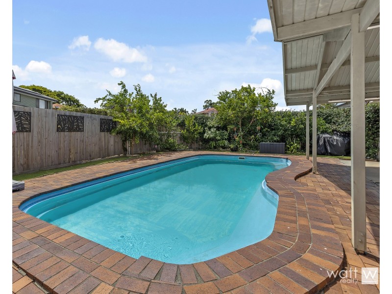 2 Chardonnay Court, Carseldine QLD 4034