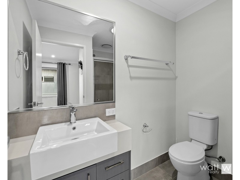 6 Robbins Lane, Fitzgibbon QLD 4018