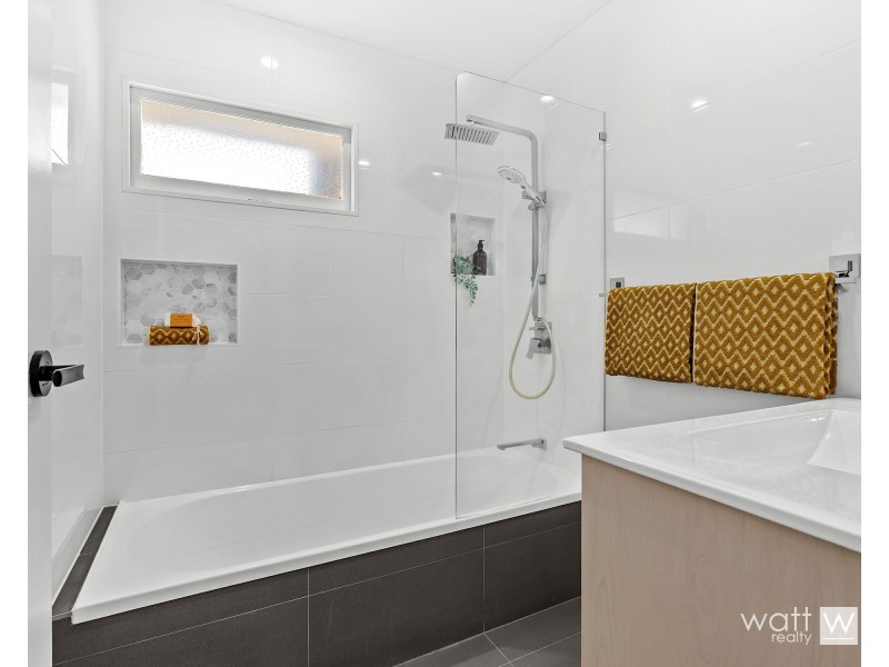 34 Knutsford Street, Chermside West QLD 4032