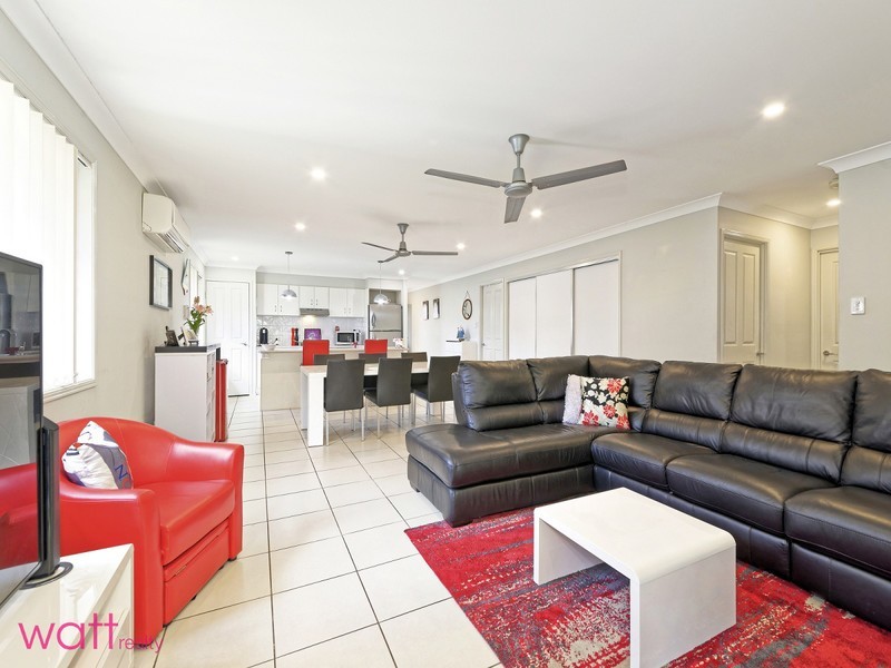 22 Bishop Court, Lawnton QLD 4501