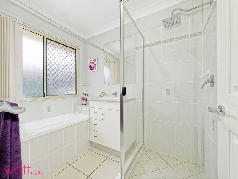 22 Bishop Court, Lawnton QLD 4501