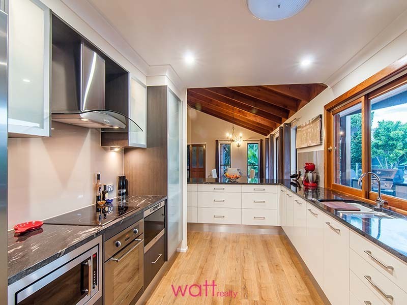 10 Paira Place, Carseldine QLD 4034