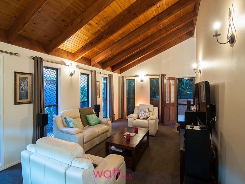 10 Paira Place, Carseldine QLD 4034