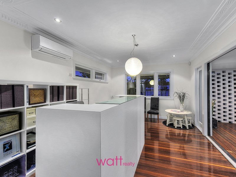 1 Navua Avenue, Aspley QLD 4034