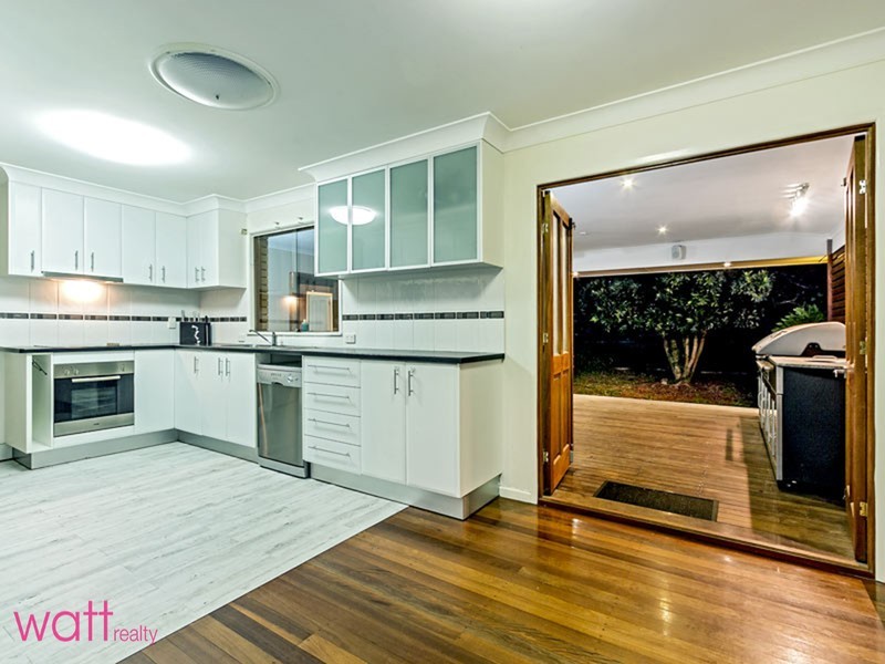 668 Robinson Road, Aspley QLD 4034