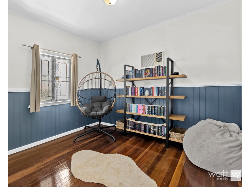 8 Alexander Street, Zillmere QLD 4034