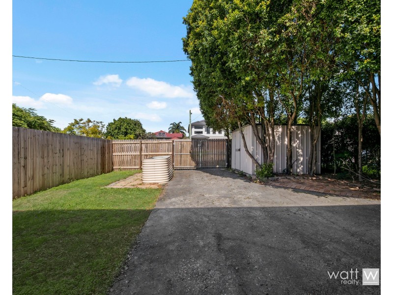8 Alexander Street, Zillmere QLD 4034