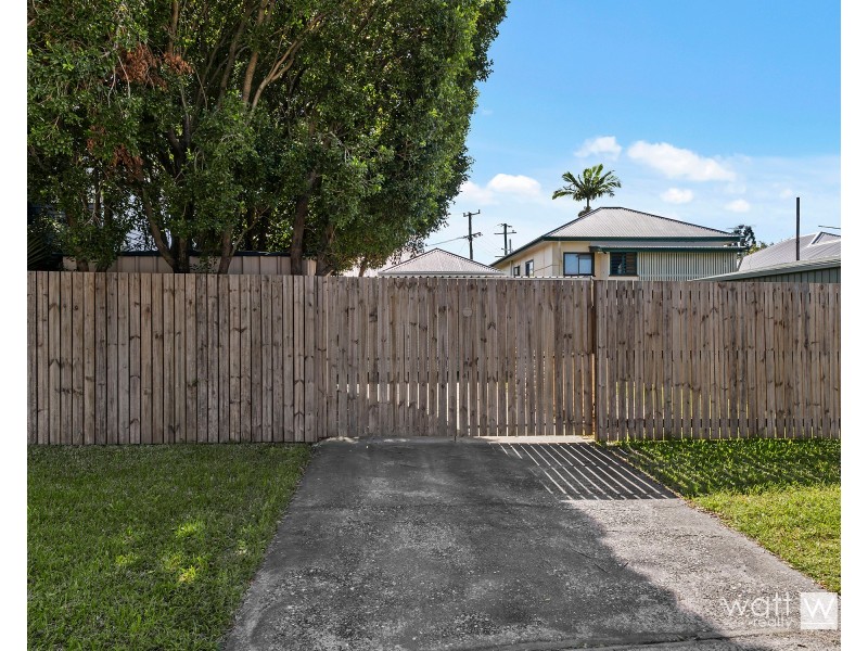 8 Alexander Street, Zillmere QLD 4034