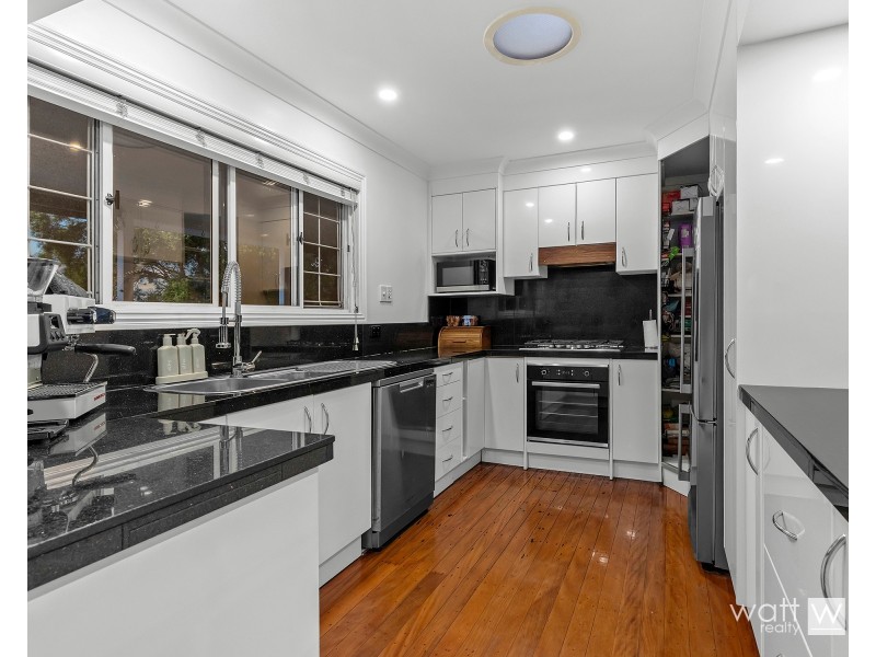 25 Chingford Street, Chermside West QLD 4032