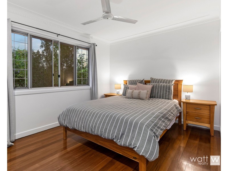 25 Chingford Street, Chermside West QLD 4032