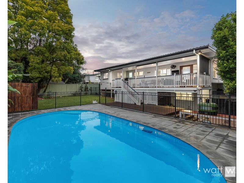25 Chingford Street, Chermside West QLD 4032