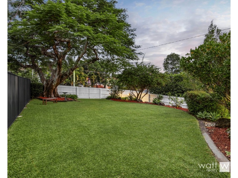 25 Chingford Street, Chermside West QLD 4032