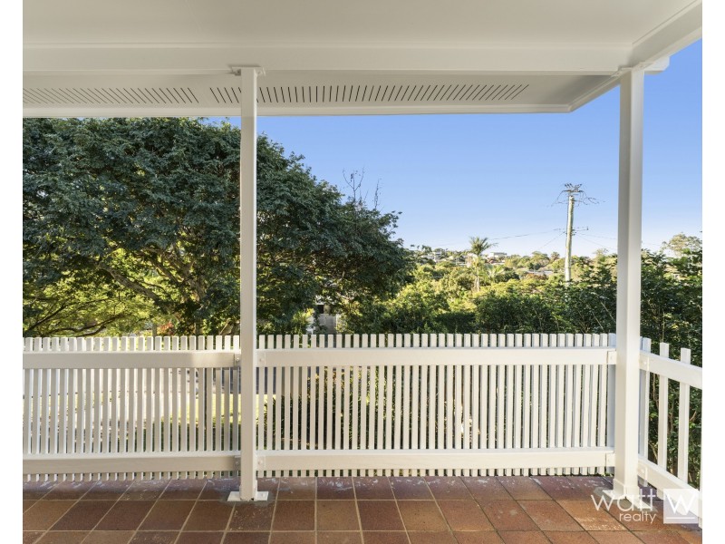 16 Montclair Street, Aspley QLD 4034