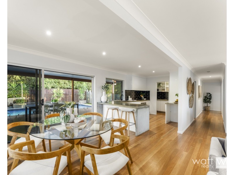 16 Montclair Street, Aspley QLD 4034