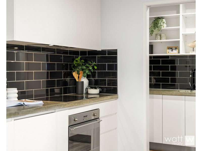 16 Montclair Street, Aspley QLD 4034