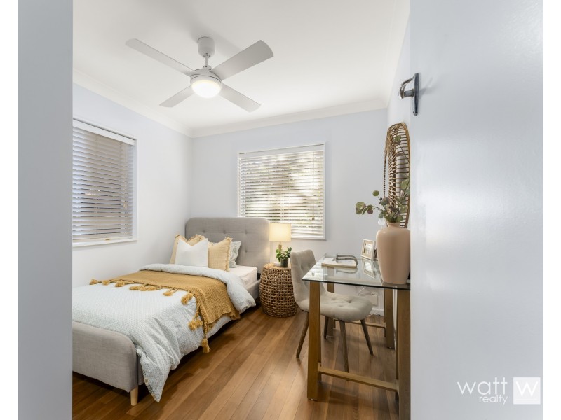 16 Montclair Street, Aspley QLD 4034