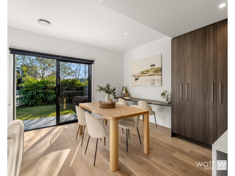 24 Tasmania Avenue, Newport QLD 4020