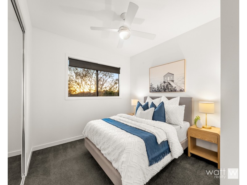 24 Tasmania Avenue, Newport QLD 4020
