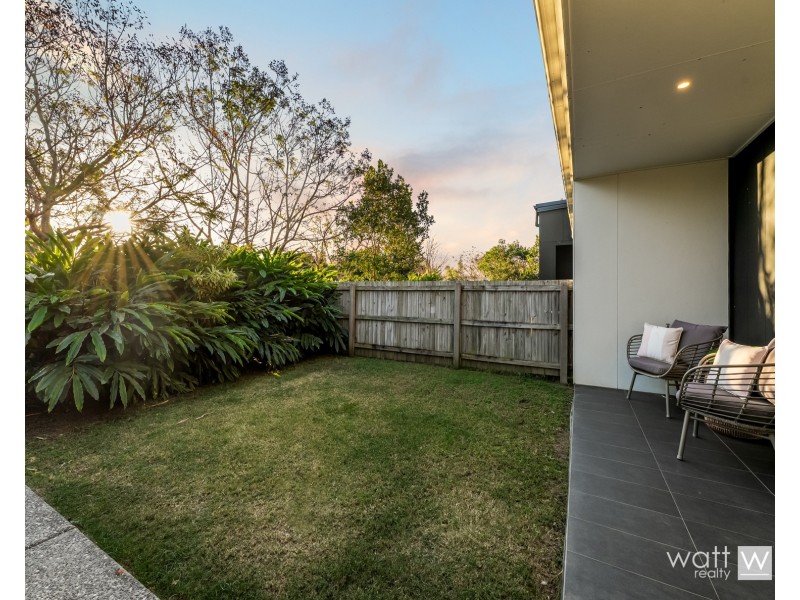 24 Tasmania Avenue, Newport QLD 4020