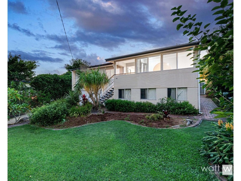 16 Cranbourne Street, Chermside West QLD 4032