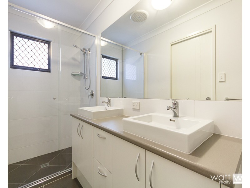 3 Charlie Street, Zillmere QLD 4034