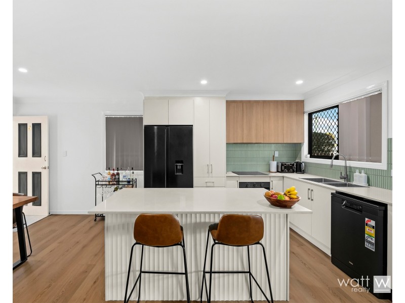 2/18 Buna Street, Chermside QLD 4032