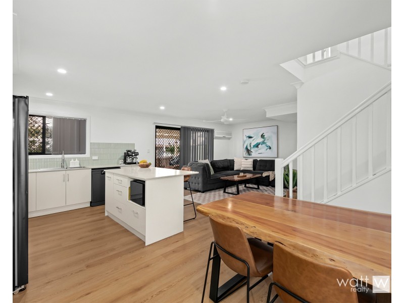 2/18 Buna Street, Chermside QLD 4032