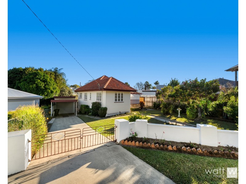42 Vale Street, Wavell Heights QLD 4012