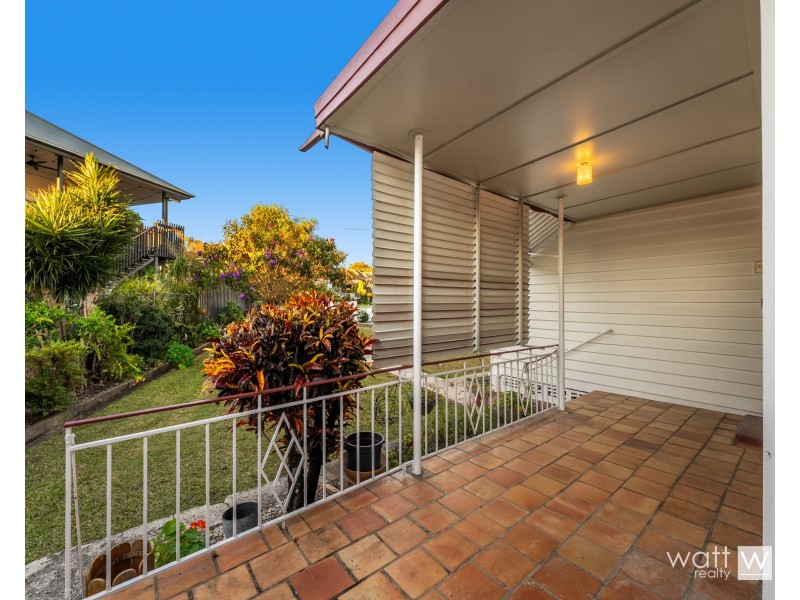 42 Vale Street, Wavell Heights QLD 4012