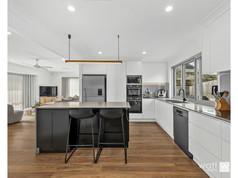 72 Stringybark Drive, Chermside West QLD 4032