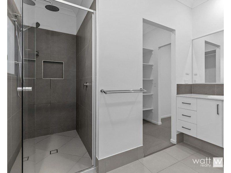 10 Balcara Avenue, Carseldine QLD 4034