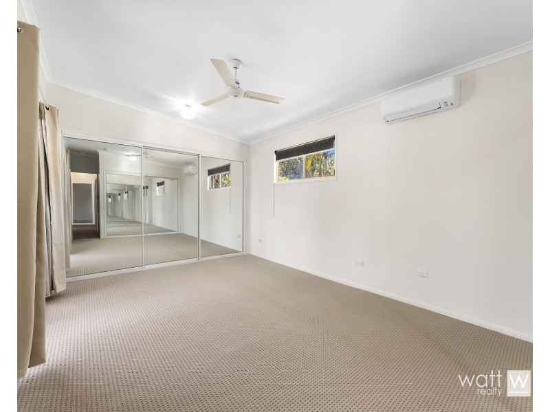 8 Leslie Street, Kallangur QLD 4503