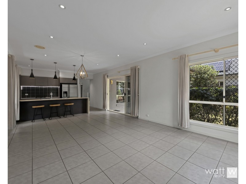 4 Sedgemoor Street, Carseldine QLD 4034