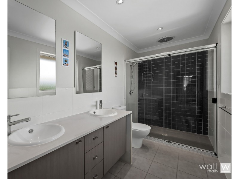 4 Sedgemoor Street, Carseldine QLD 4034