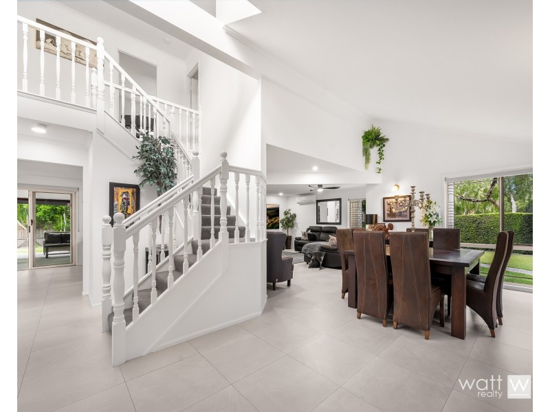 8 Costner Place, Mcdowall QLD 4053