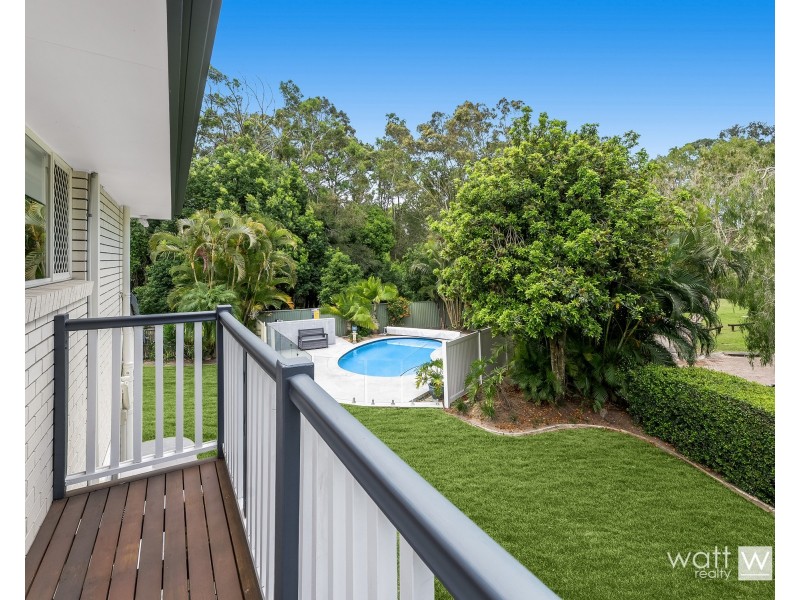 8 Costner Place, Mcdowall QLD 4053